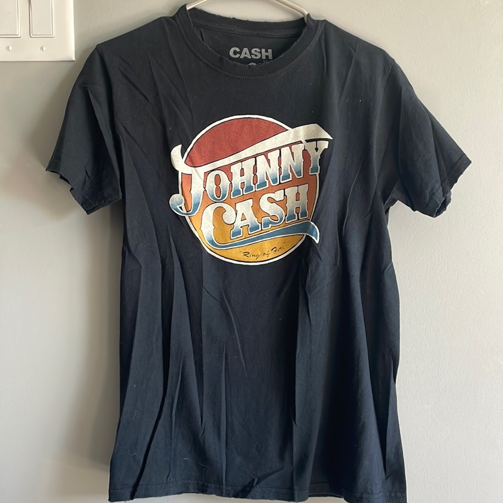 Graphic tee